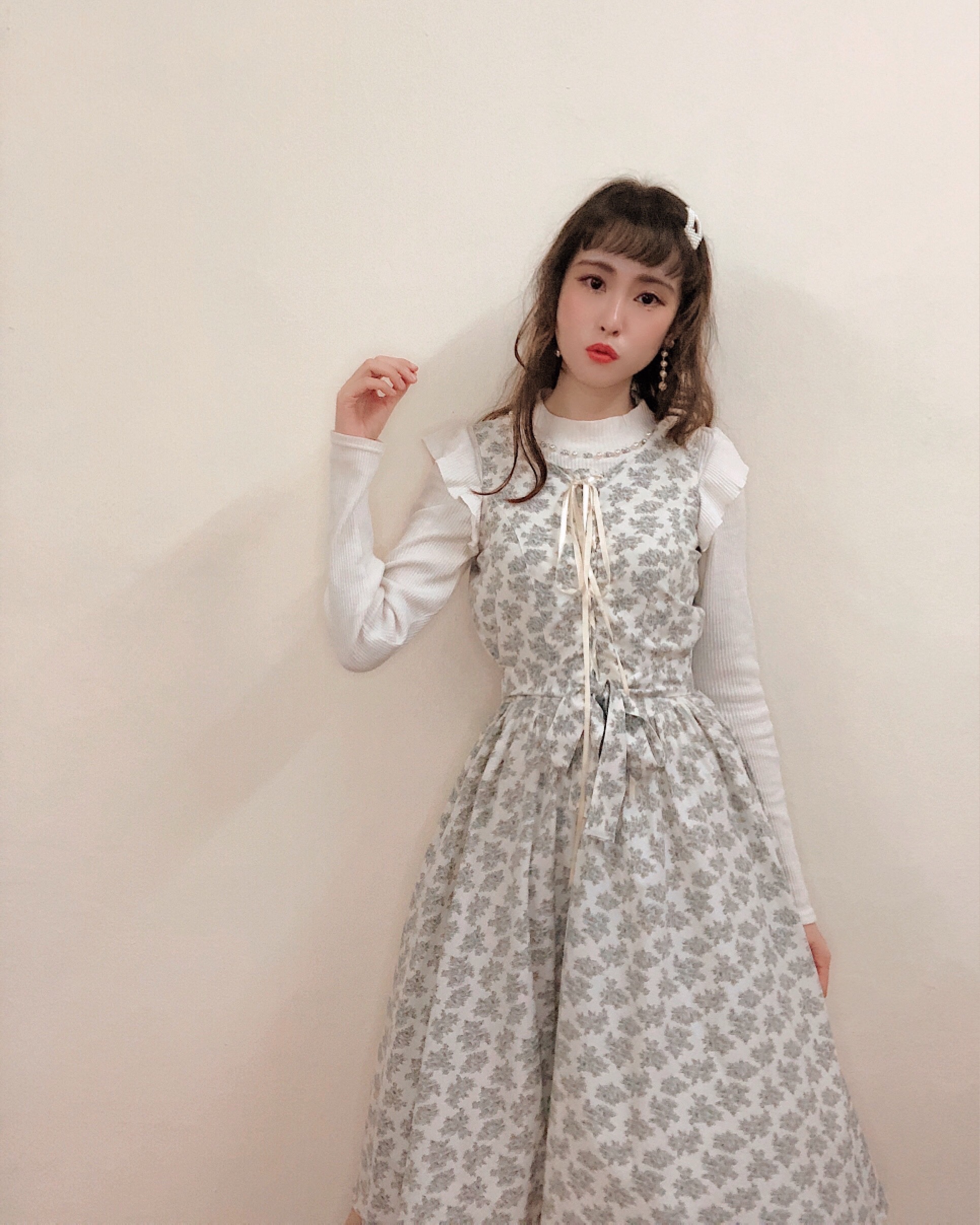 4 Floral Dress Outfits : How To Style A Floral Dress For Winter 冬の『花柄ワンピース』着回しコーデ 4選(c)MikiEsme.com